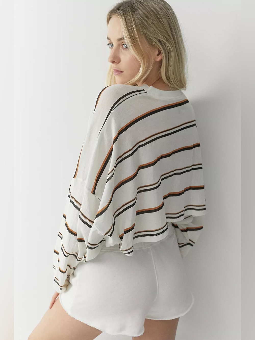 New Urban Outfitters x Out From Under Ella Oversized Sleeve Top | Medium
